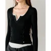 AsGony Contrast Color Fake-2-Piece Stringy Knit Top Black