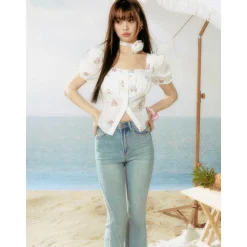 AsGony Hollow Cutting Floral Square Collar Puff Sleeve Shirt