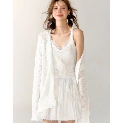 AsGony Lace Patchwork Knit Slip Vest White