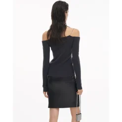 Cottia V-Neck Hollow Cutting Knit Top