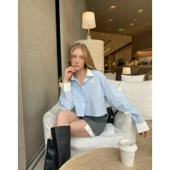 Herlian Embroidery Logo Back Split Shirt Blue