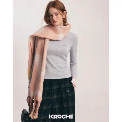 Kroche Color Blocked Cuff Woolen Knit Turtleneck Top Grey