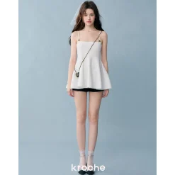 Kroche Pearl Flower Knitted Sling Vest Top