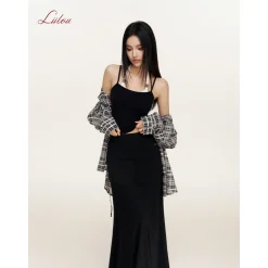 Liilou Fake-2-Piece Contrast Color Halter Vest Black