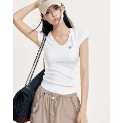 Liilou V-Neck Metal Logo Slim Top White