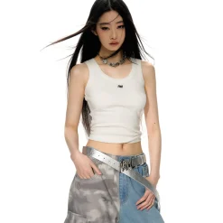 NotaWear Metal Logo Elastic Slim Knit Vest
