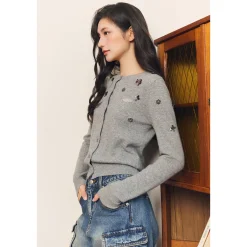 Three Quarters Heavy Sequin Flower Wool Cardigan Gray