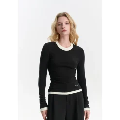 Three Quarters Hotfix Logo Fake-2-Piece Mousse Cashmere Top Black