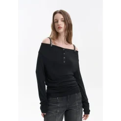 Three Quarters Logo Diamond Chain Off Shoulder Wool Top Black