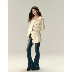 Via Pitti Big Hat Twist Shorts Knit Cardigan Beige