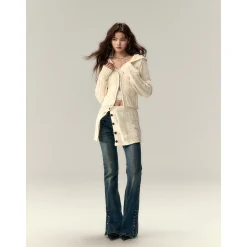 Via Pitti Big Hat Twist Shorts Knit Cardigan Beige