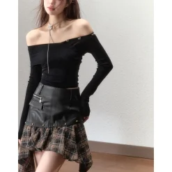 Via Pitti Bow-Knot Pin Off Shoulder Knit Top Black