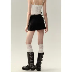 Via Pitti Heavy Lace Velvet Vest White