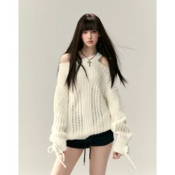 Via Pitti Rose Bow Irregular Collar Two-Way Sweater White