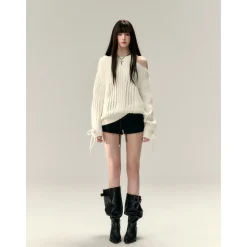 Via Pitti Rose Bow Irregular Collar Two-Way Sweater White