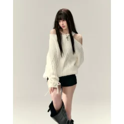 Via Pitti Rose Bow Irregular Collar Two-Way Sweater White