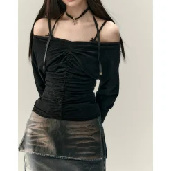 Via Pitti Wrinkled Off-Shoulder Two-Way Slim Top Black