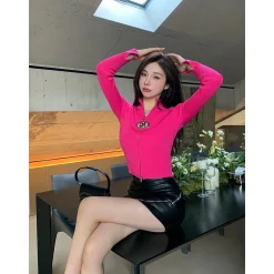 Weird Market Metal Logo Hollow-Out Knit Top Pink