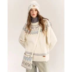 AsGony Fair Isle Hairball Beanie White