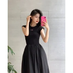 Concise-White Stitching Printed Logo Dress Black