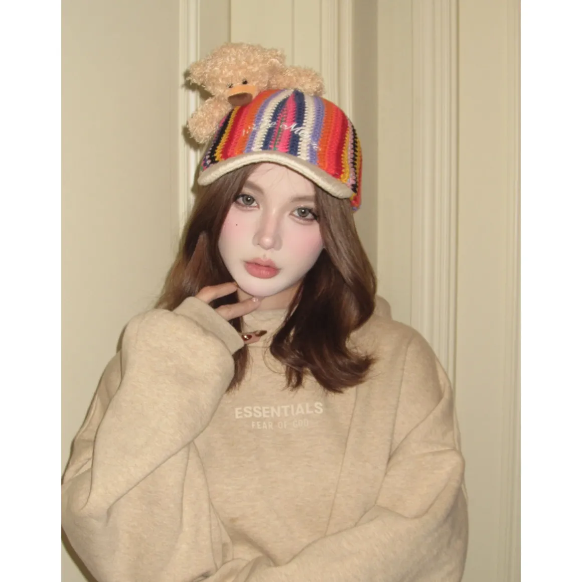 13De Marzo Colored Yarn Bear Cap