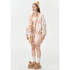 13De Marzo Gradient Logo Bear V-Neck Knit Cardigan Beige