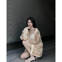 13De Marzo Jacquard Bear Weave Knit Cardigan Khaki