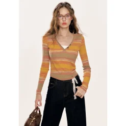 Kroche Fake-2-Piece Gradient V-Neck Knit Sweater
