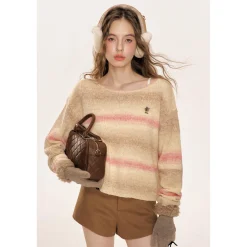 Kroche Gradient Off-Shoulder Woolen Sweater