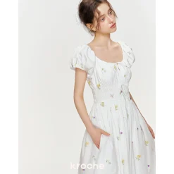 Kroche Wrinkle Floral Embroidered Long Dress