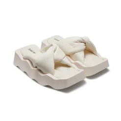 Lost In Echo Square Toe Wavy Bottom Kink Slippers White