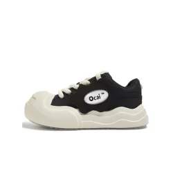 Ocai Detachable Logo Smile Sneaker Black