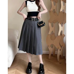 Three Quarters Classic Pleated Long Skirt Grey