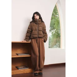 Three Quarters Stretch Loose Fleece-Lined Sweatpants Brown