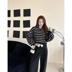 Three Quarters Waist Flap Straight-Leg Pants Black
